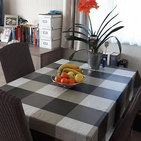 Cozy Chalet Nearby The Sea & City Centre Of Blankenberge Horská chata Blankenberge